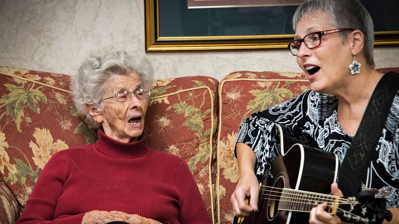 Using Music When Visiting People Living With Dementia